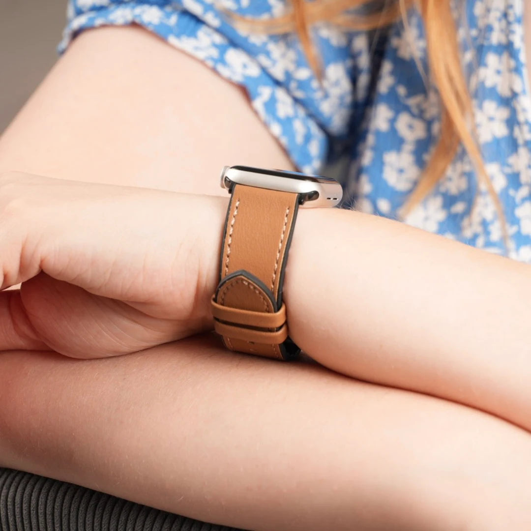 Stilvolles hellbraunes Lederarmband von Breband idealer Begleiter für deine Apple Watch. #farbe_hellbraun