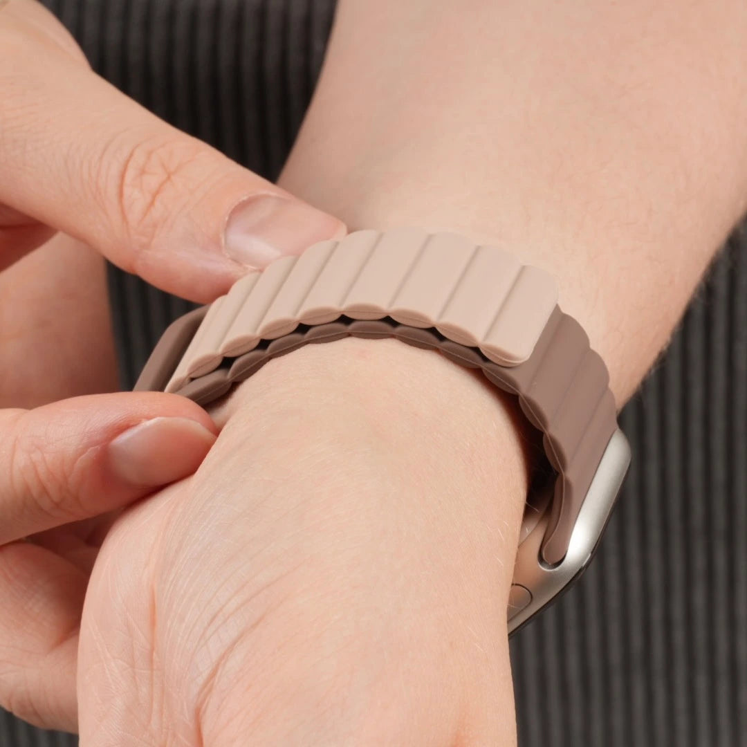Breband Apple Watch Armband mit modernem Dual Loop Design in Beige Braun #farbe_Beige Braun
