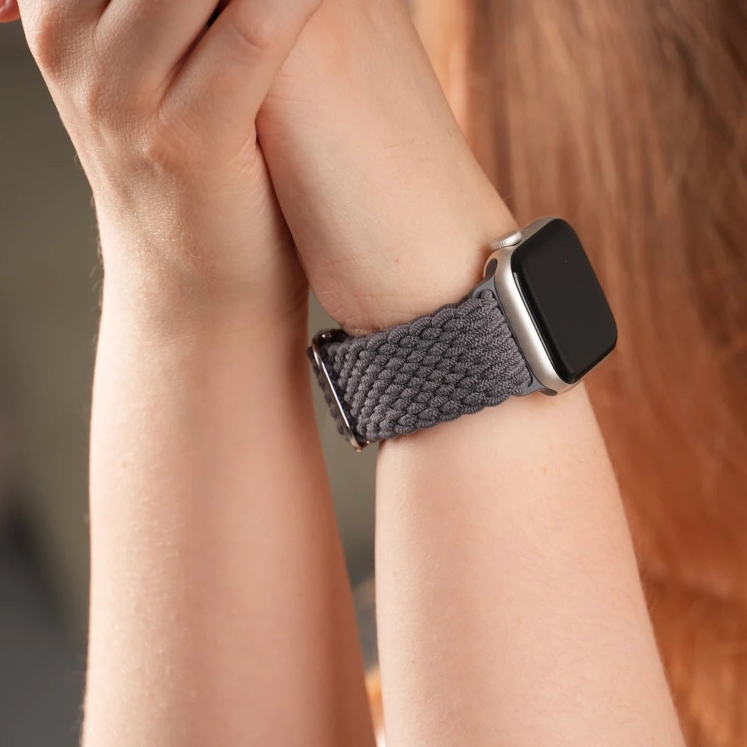 Elegantes Breband Loop Armband aus Geflecht in Taupe für Apple Watch #farbe_taupe