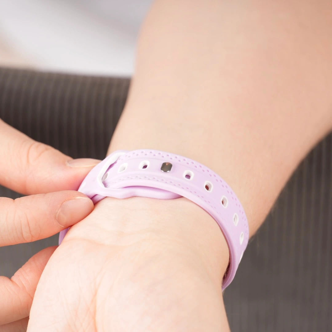 Stylisches Breband Dual Sport Silikonarmband für Apple Watch in Lila-Weiß, robuster Halt #farbe_lila weiß