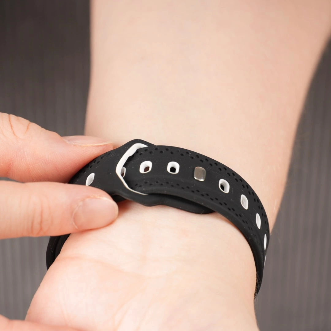 Atmungsaktives Breband Silikonarmband Dual Sport in Schwarz-Weiß für Apple Watch, ideal für Training und Alltag #farbe_Schwarz weiß