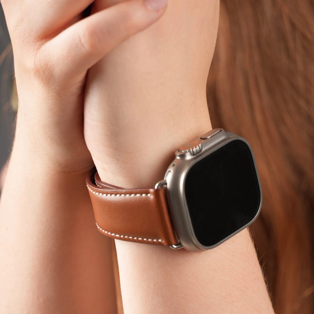 Elegantes Breband Apple Watch Lederarmband in Braun mit Magnetverschluss #farbe_braun